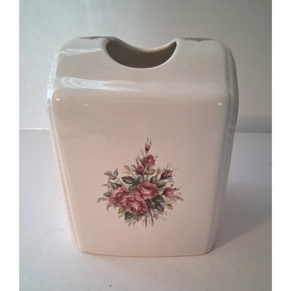 VTG Tissue Box Cover Floral Cottagecore Athena California Pottery USA made